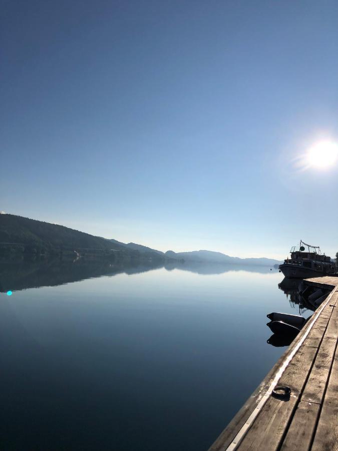 Lake View Apartment Seecorso Velden am Wörthersee Exterior photo
